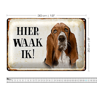 Blechschild Spruch 30x20cm holländisch Hier Waak ik Bassett Hund