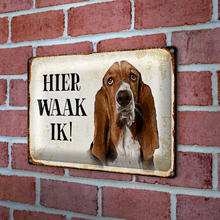 Blechschild Spruch 30x20cm holländisch Hier Waak ik Bassett Hund