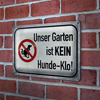 Blechschild Spruch 30x20cm unser Garten ist kein Hunde-Klo