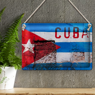 Blechschild Flagge 30x20cm Cuba Fahne auf eine Mauer