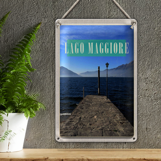 Blechschild Reise 20x30cm Lago Maggiore Insel Meer Gebirge