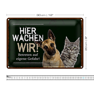Blechschild Spruch 30x20cm Hund Katze hier wachen wir schwarzes Schild