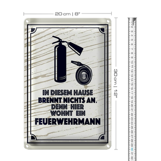 Blechschild Spruch 20x30cm In diesem Hause brennt nichts an