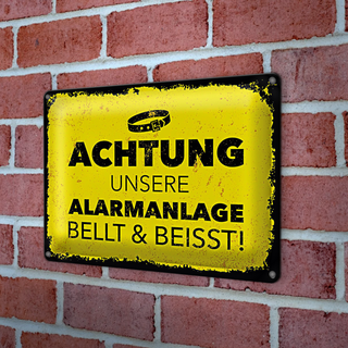 Blechschild Hund Achtung unsere Alarmanlage beisst 30x20cm