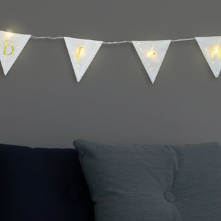 Lichterkette "Be Happy" Flaggen Aufdruck L150cm 8 Fahnen LED warmweiß batteriebetrieben Beleuchtung