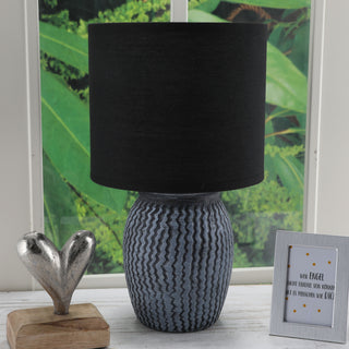 Tischleuchte "New York" schwarz 15x26cm Steingut Baumwolle Tischlampe Lampe Leuchte E14 Fassung An-/Ausschalter Lampenfuß Lampenschirm