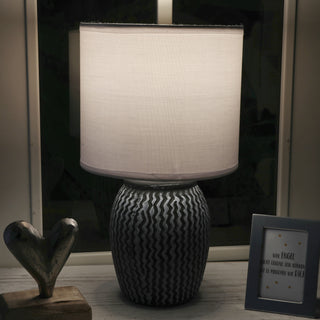 Tischleuchte "New York" schwarz 15x26cm Steingut Baumwolle Tischlampe Lampe Leuchte E14 Fassung An-/Ausschalter Lampenfuß Lampenschirm