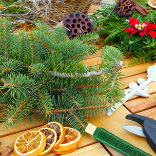 Basteldraht auf Holzstab 50m Eisen silber/gold/grün/schwarz Wickeldraht Floristikdraht Draht zum Basteln Deko Gestecke Adventskranz Blumendekoration