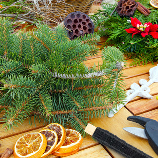 Basteldraht auf Holzstab 50m Eisen silber/gold/grün/schwarz Wickeldraht Floristikdraht Draht zum Basteln Deko Gestecke Adventskranz Blumendekoration