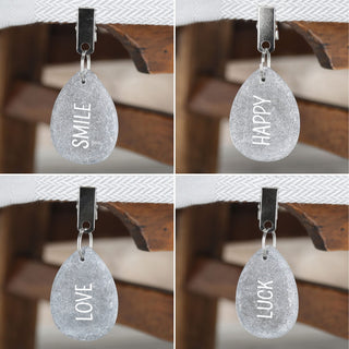 Tischdeckenbeschwerer 4er Set Naturstein Metall 4,5x6x1cm Tischdeckenhalterung Steine bedruckt Happy Luck Love Smile