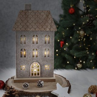 LED Haus auf Holzfuss Polyesterfilz 17x30x5cm 9 LEDs batteriebetrieben Timerfunktion Leuchthaus Dekohaus