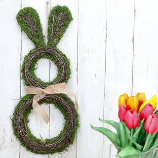 Türhänger Hase Moos 22x50x4cm Kunststoff Weinrebe Metall grün naturfarben Dekohänger Schleife Osterdekoration