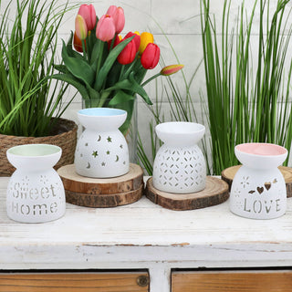 Duftlampe 4er Set Keramik 9x9,5cm Ausstanzung Schrift Muster weiß blau rosa grün Aromalampe Raumduft Teelicht