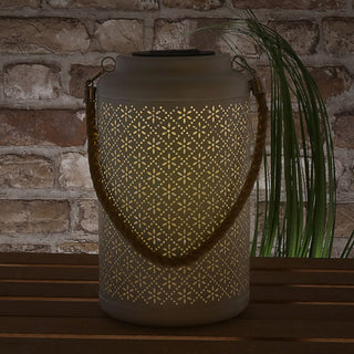 LED Solar Laterne 'Flowers' warmweiß Eisen Kunststoff 15,5x25cm weiß Outdoor Henkel-Lampe Blumenmuster gestanzt