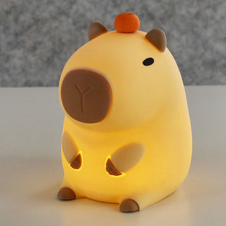 LED Leuchte 'Capybara' SoftTouch beige 8x12cm Silikon Kunststoff warmweiß Farbwechsel USB-C Ladekabel LED-Figur Nachtlicht Kinderzimmerlampe