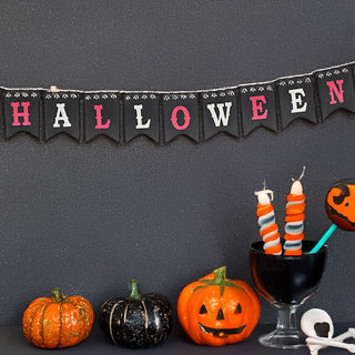 Girlande 'Halloween' 4er Set 120cm 100% Poyesterfilz schwarz weiß rot Wimpel Partydekoration Fahnengirlande