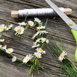 Basteldraht auf Holzstab 50m Eisen silber/gold/grün/schwarz Wickeldraht Floristikdraht Draht zum Basteln Deko Gestecke Adventskranz Blumendekoration