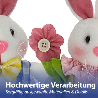 Osterhasenpaar Mann Frau sitzend im Karodesign 12x30x6cm Polyester blau gelb Osterdekoration Hasenfigur Dekofigur